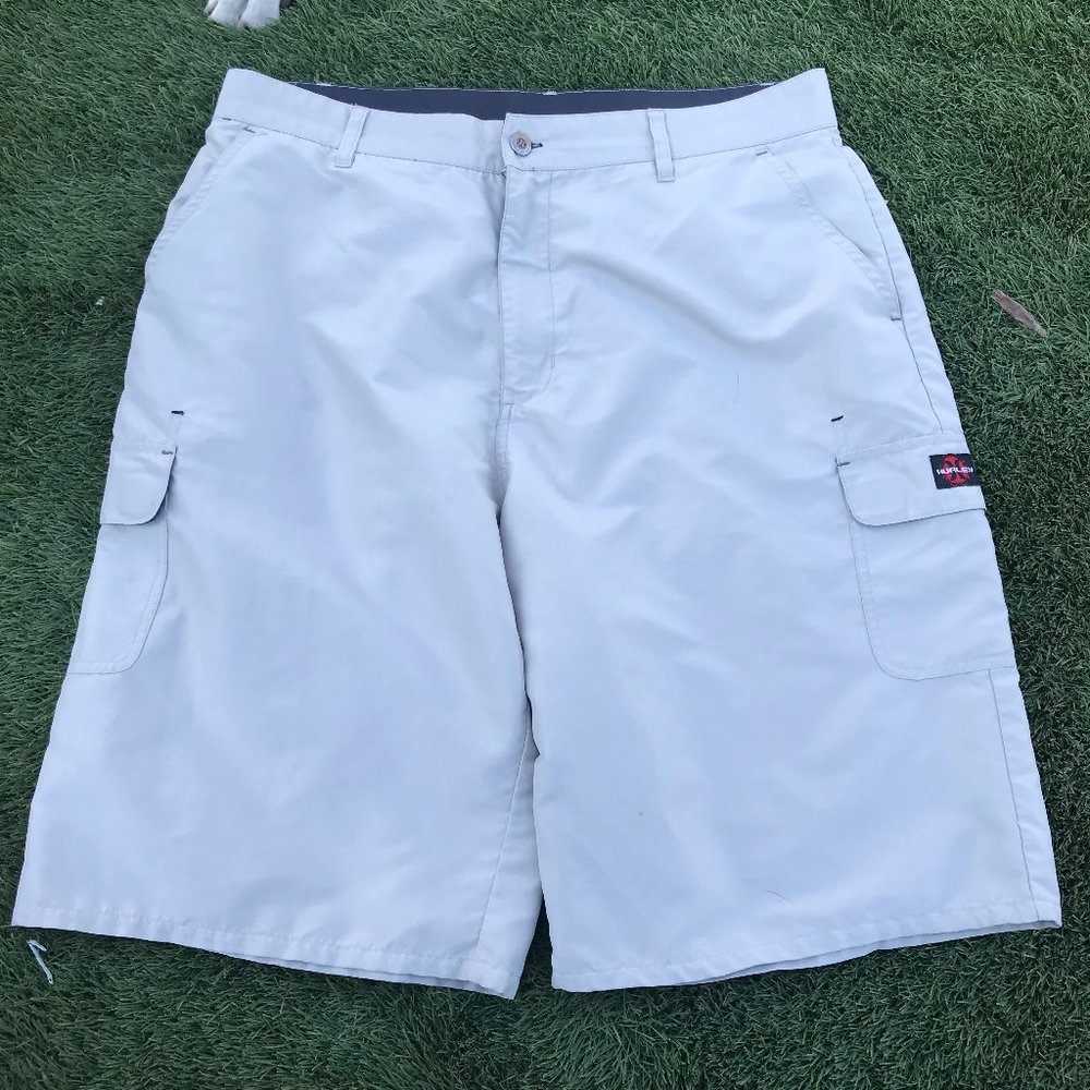 HURLEY KHAKI CARGO SHORTS SIZE 36
